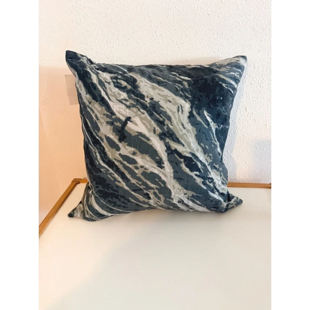 Surya Castillo Decorative Pillow‎ 18